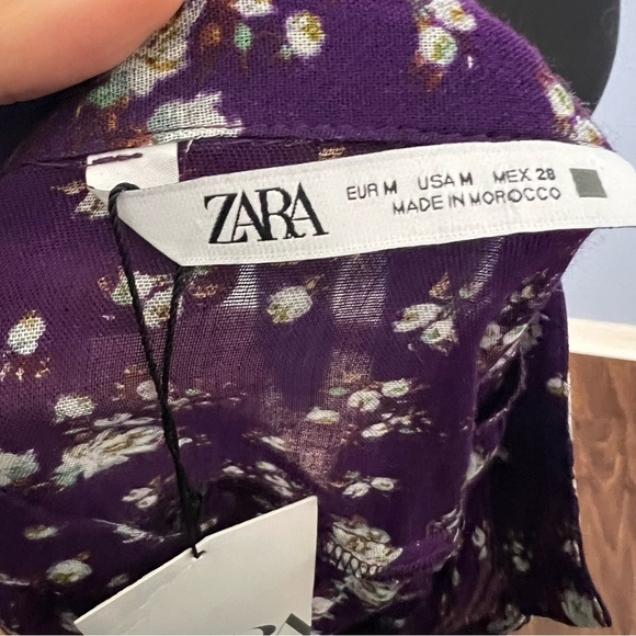 3/$30 🍂 Zara Purple Floral Print Long Flutter Sleeve Blouse - Picture 9 of 9
